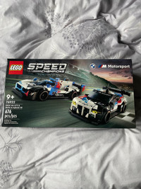 SELLING A BRAND NEW LEGO SPEED CHAMPIONS BMW M4 GT3