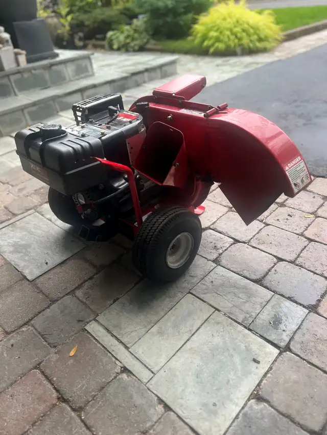 8HP Chipper572420826900746241