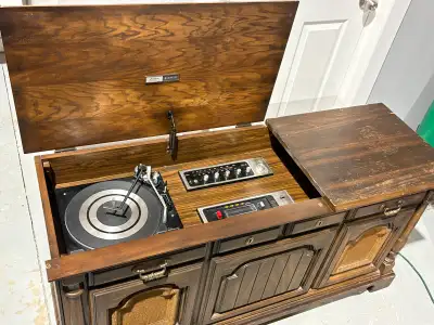 Zenith Allegro Vintage Stereo Console – Radio Works, View more