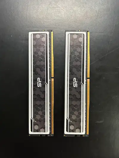 16 gb ddr4 ram (2x8), View more
