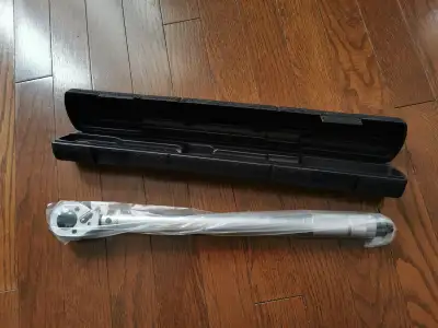 Selling a BRAND NEW 1/2-Inch Drive Click Torque Wrench for $35 Overview This 1/2-inch drive click to...
