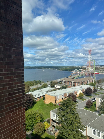 MASSIVE 2-Bed North End Condo – $2600 ALL-INCLUSIVE (Heat, Power, water included)and no mowing , sho...