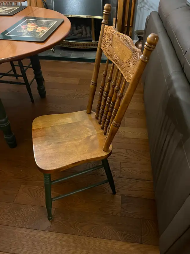 Century Old Antique Dining Rooming Set in Dining Tables & Sets in Hamilton - Image 3