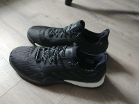 Adidas men's shoes -like new - size 9