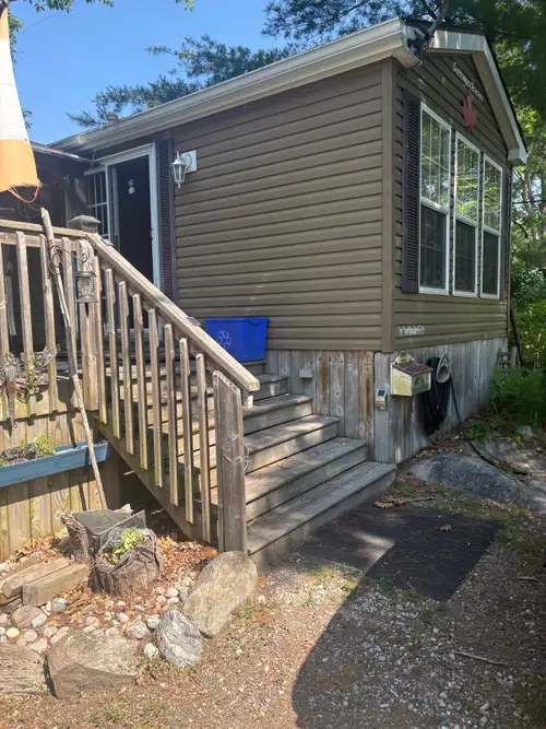 Fully upgraded secure park in the not too far north park. Mobile home sleeps 6 fully furnished all y...