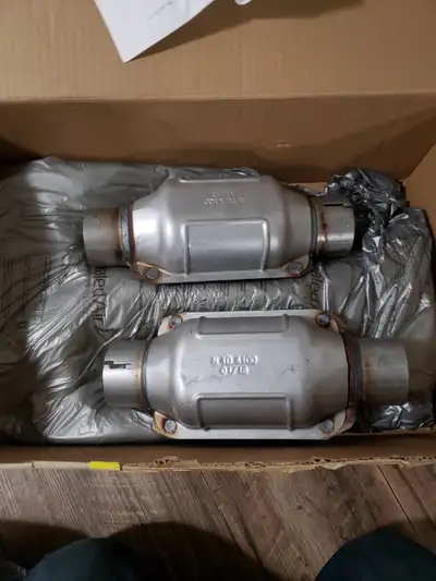Slp high flow 2.5 "cats for sale. Still brand new in box. Bought for 2003 supercharged mustang but w...