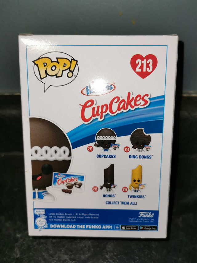 Cupcakes Funko Pop  in Arts & Collectibles in London - Image 3