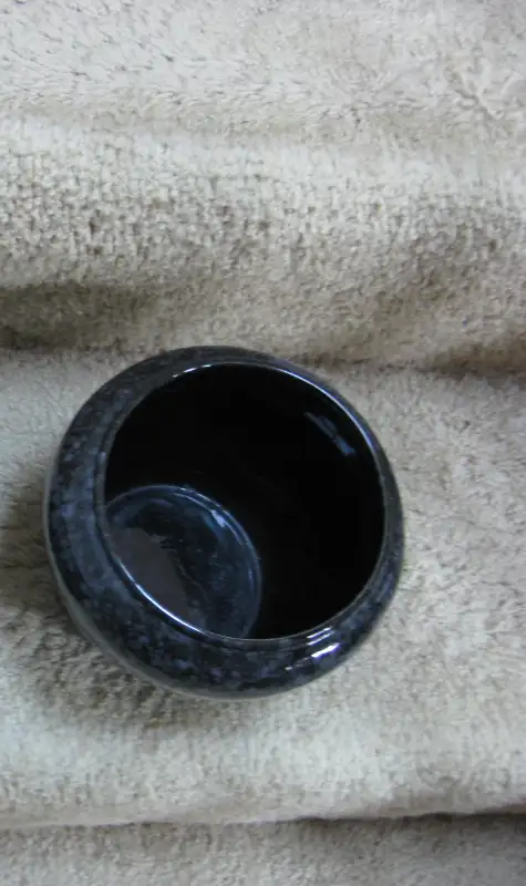 Porcelain, clay pots.62864362161793123