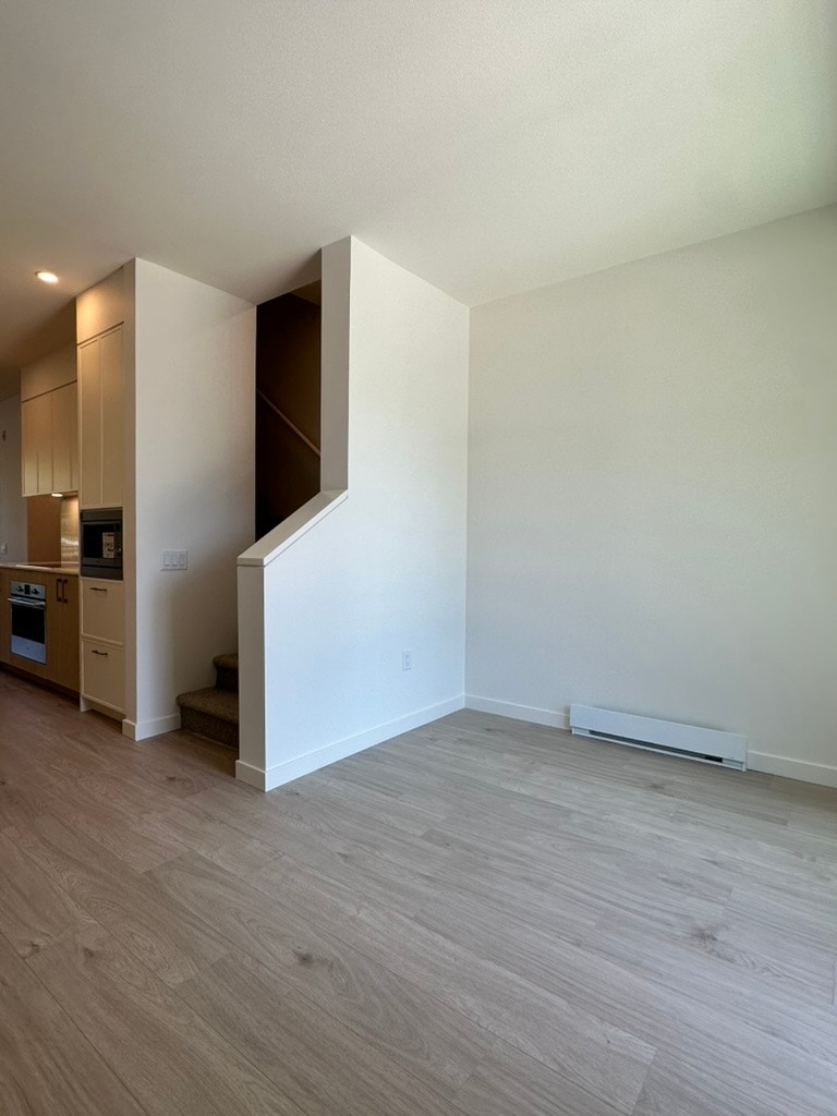 $4,395 / 3br - 1500ft2 - **BRAND-NEW 3-BEDROOM + DEN TOWNHOME 4