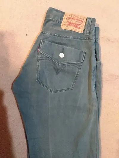 Levis Jeans 514 Slim Straight Mens sz31 x 32, View more