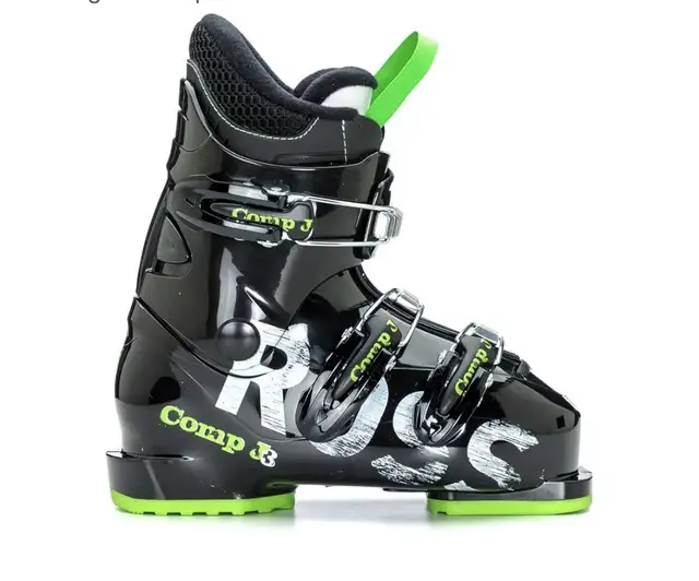 Rossignol Comp J3 Ski Snowboarding Boots in Ski in Calgary - Image 10