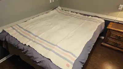 horn brothers canada wool blanket , View more