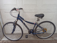 5 x 28" hybrid bikes / vélo hybride :