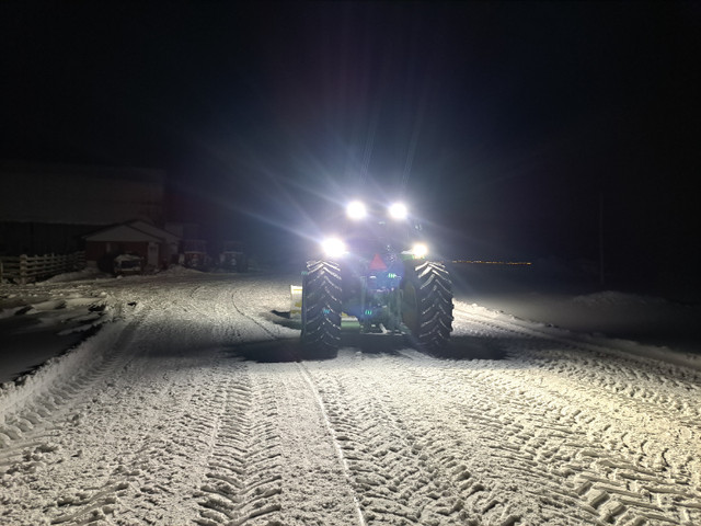 Larsen LED light kits in Farming Equipment in Gatineau - Image 3