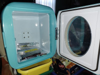 Frigidaire Mini-fridge (Hot/Cold), Model efmis462-blue, 9L