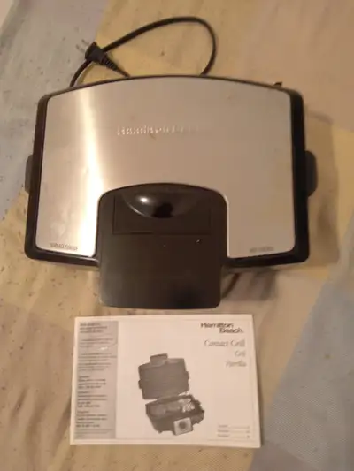 HAMILTON BEACH ELECTRIC GRILL in 10/10 Condition For Sale. $45, View more