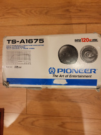 Pioneer TS-A1675  6 1/2 "3 Way Coaxial Car Stereo Speakers,USA