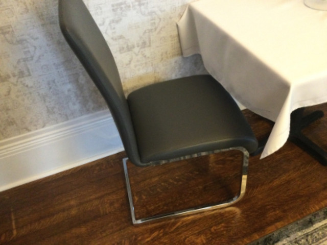 Dining chairs - Vinyl in Chairs & Recliners in Kingston