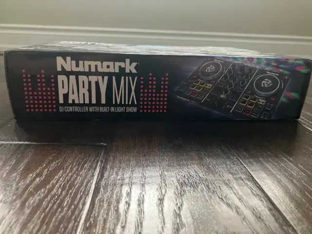 Numark PARTY MIX | Dj Set in Performance & DJ Equipment in Mississauga / Peel Region - Image 3
