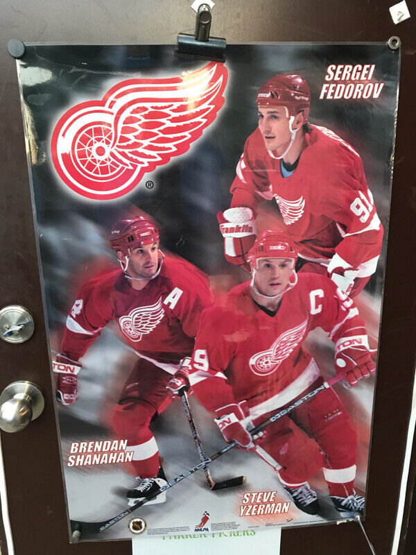 3 DETROIT RED WINGS LAMINATED POSTERS YZERMAN SHANAHAN FEDOROV in Arts & Collectibles in Mississauga / Peel Region - Image 2