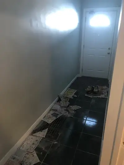 2 apartments for rent in house , upstairs floor and main floor available for April 1st. All inclusiv...