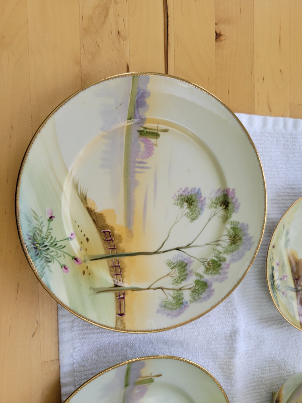 Hand Painted Decorative Place setting (Cup, Saucer, Plates x 2) in Kitchen & Dining Wares in Napanee - Image 4