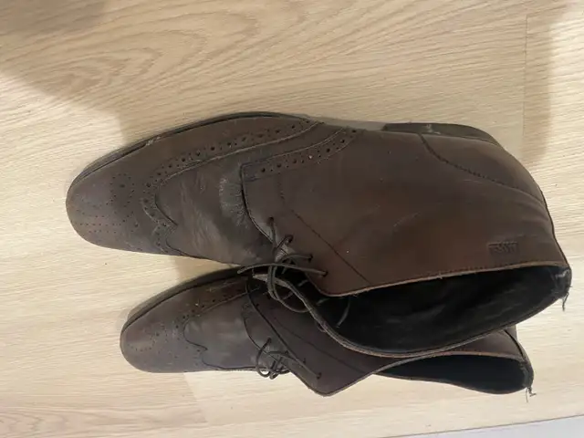 Hugo Boss - Men’s dress boots - size 12 - $25 in Men's Shoes in City of Toronto - Image 2
