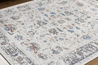 Vintage Floral Fresco Accent Area Rug in Perfect Condition , View more
