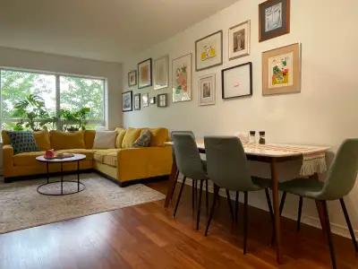 Furnished 2+1 bed, 2 bath corner condo in the Junction (Dundas/Keele) - 1,000 sq ft, west-facing bal...