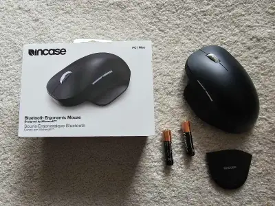 Incase by Microsoft Ergonomic Bluetooth BlueTrack Mouse Black, View more
