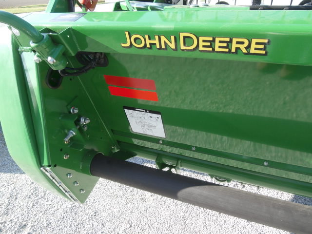 2023 John Deere 630F Combine Head 30' Wide in Farming Equipment in Leamington - Image 2