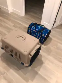 Medium Dog/cat Kennel and transport bag.