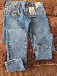 Suko jeans skinny legs size 4 