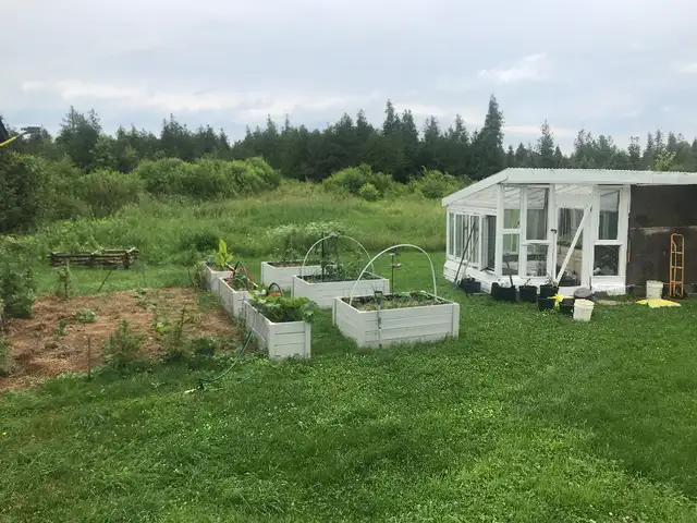 Bungalow on 63 acres with development potential in Houses for Sale in Brockville - Image 6