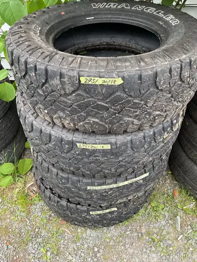 Grab a set of four Goodyear Wrangler 275/70/18 tires, perfect for your next adventure! These used ti...