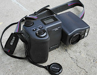 Nikon Coolpix 990 / 995  Digital Cameras