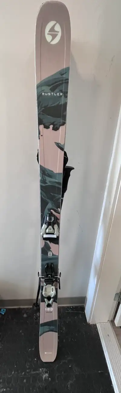 Blizzard M Rustler 9 Skis 2026 model 180 cm + Bindings Armada Strive 12 GW (Free ski poles included)...