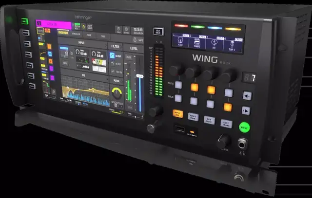 Behringer Wing Rack in Pro Audio & Recording Equipment in Hamilton - Image 6