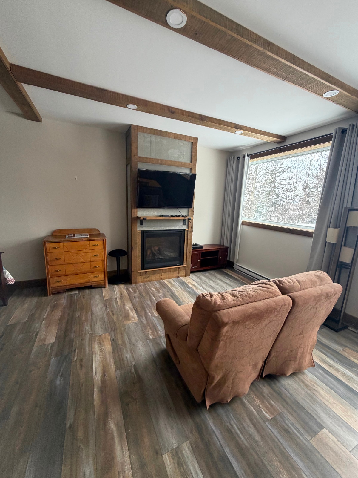 Logement ''LA MONTAGNE AU VILLAGE'' — photo 3