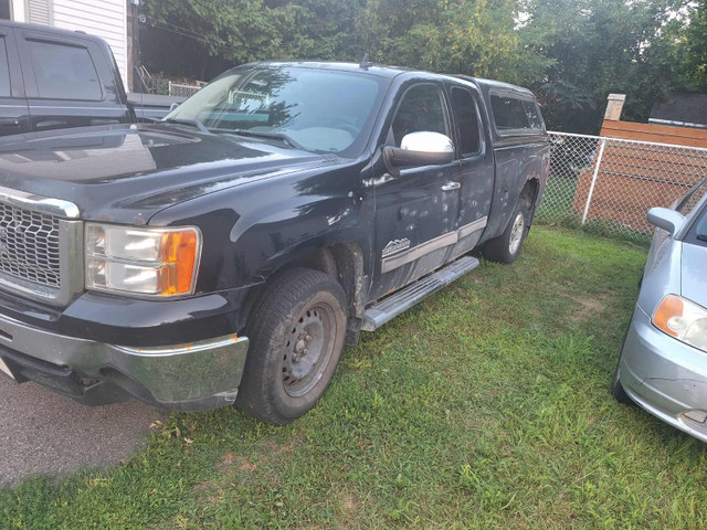 Gmc in Cars & Trucks in Gatineau - Image 4