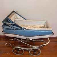 VINTAGE 1950's BABY BUGGY METAL CARRIAGE STROLLER