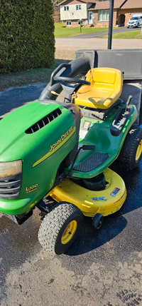 John Deere L100 Mower