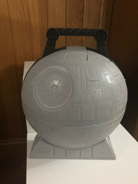 2014 Star Wars Death Star Carrying Case by Hot Wheels
