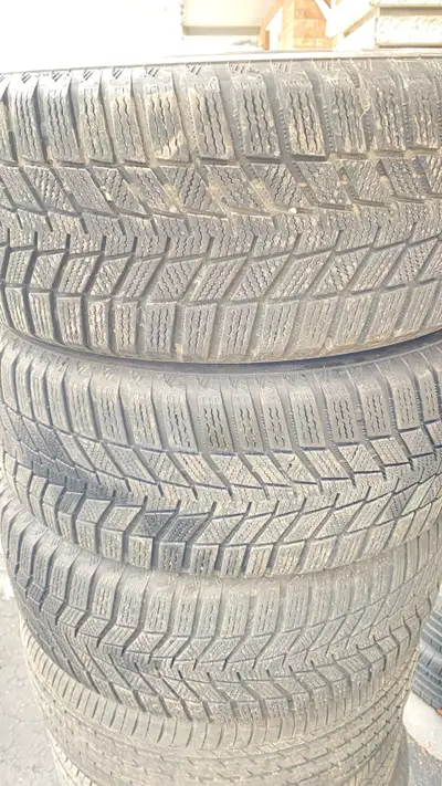 3 pcs of P215/55R16 continental winter tire, out from Honda civic ,DOT-1818, a lot tread on them, ••...