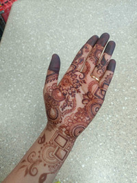 Henna services 
