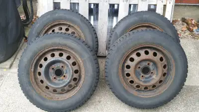 I have for sale a set 4 (2LH+2RH) used Pirelli winter tires Cinturato P175/70R14 XL 88T on rims. The...