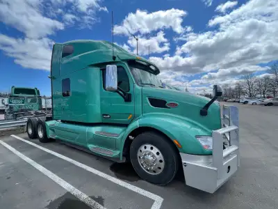 2022 Peterbilt 579 – Turnkey Truck – New Safety * 1.1M km * 13,000 engine hours * Turbo replaced * D...