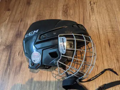 Casque hockey patin pour enfant, View more