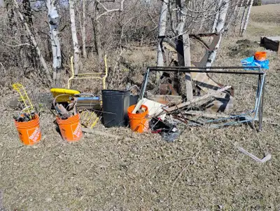 Free scrap metal, View more