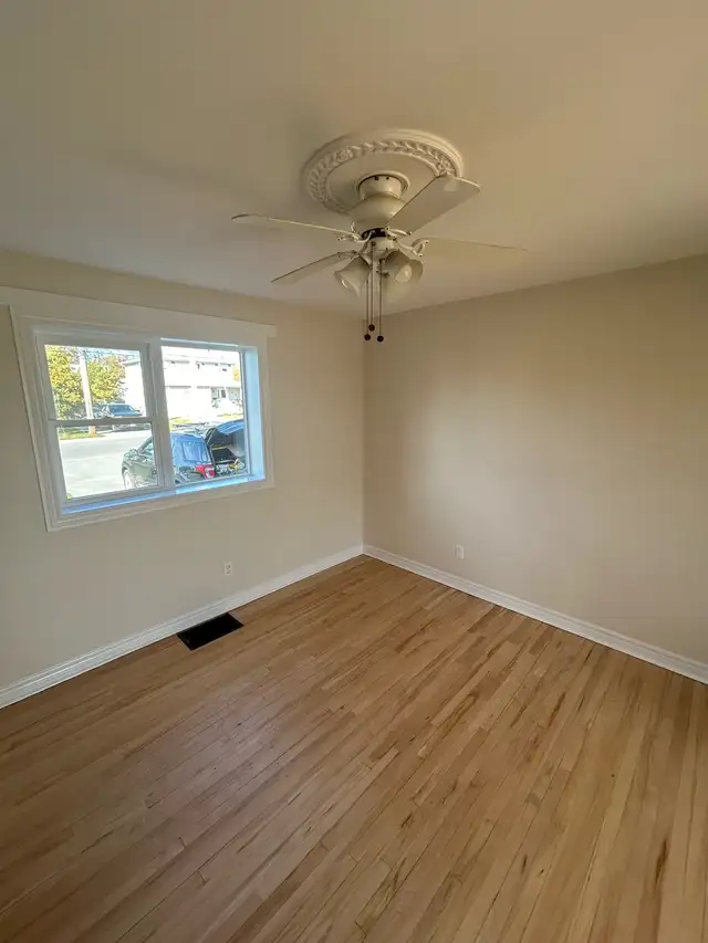 PAINTING SERVICES in Painters & Painting in Trenton - Image 8